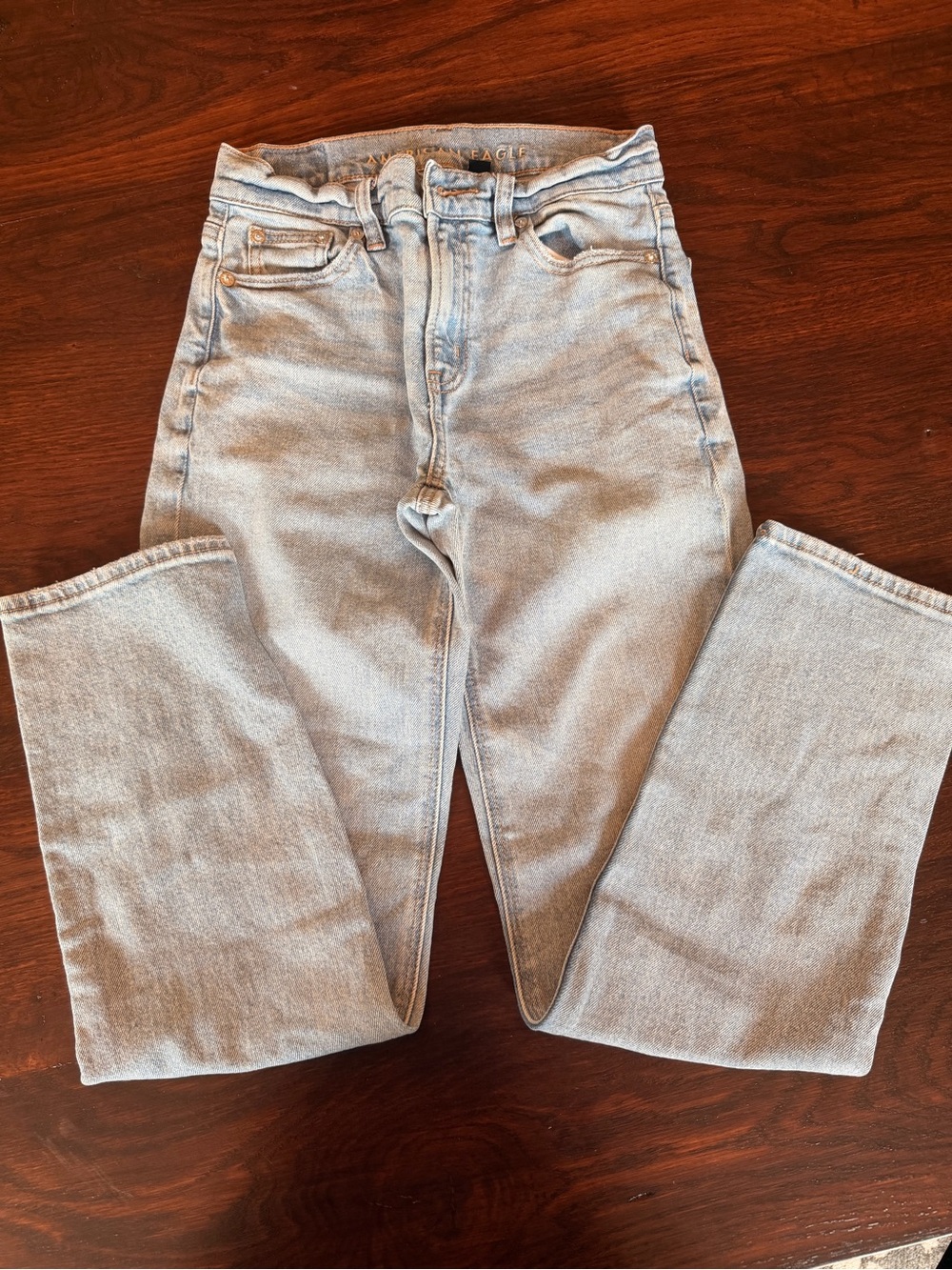 American Eagle Straight Leg Light Wash High-Rise Jeans, size 0
